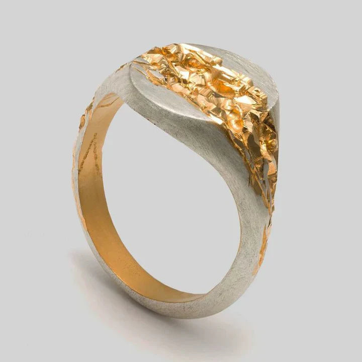 Anillo Antiguo de Oro Forjado y Plata Vintage