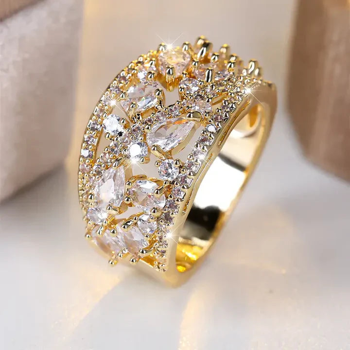 Anillo Brillo Blanco Dorado Vintage